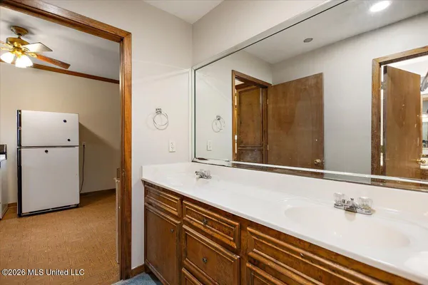 $390,000 | 1153 Owens Road, Terry, MS 39170