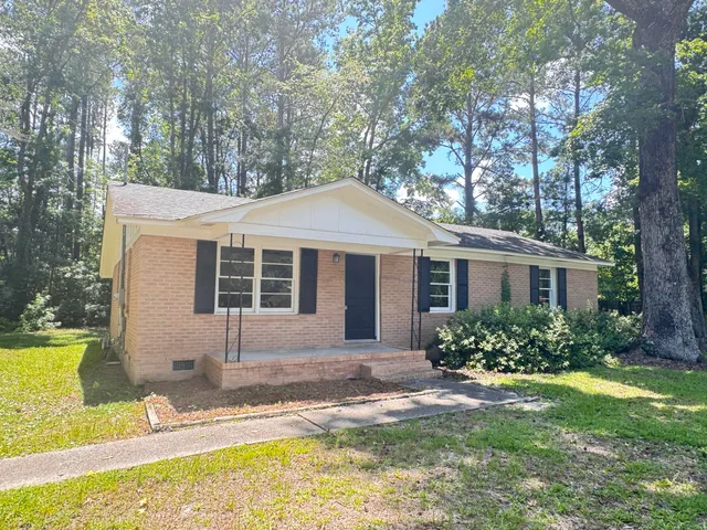 $219,000 | 114 Madison Street, Walterboro, SC 29488