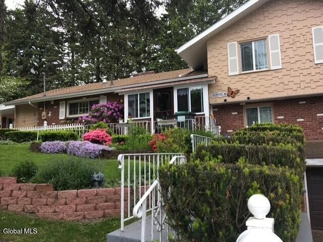$425,000 | 2 Tucker Avenue, Brunswick, NY 12180