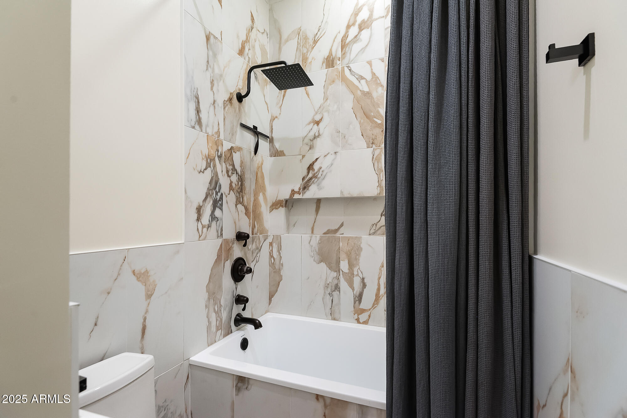 39419 7th Avenue Phoenix, AZ 85086 - Photo 38 of 51 a bathroom with a bathtub and shower