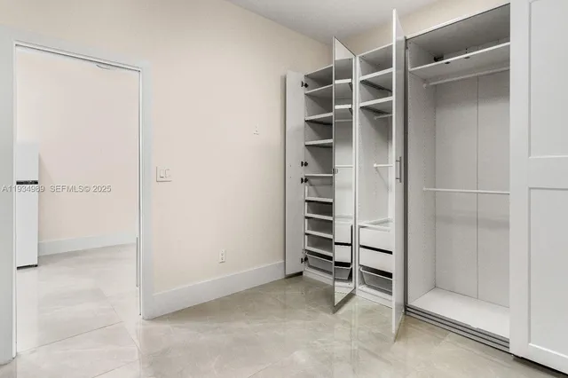 $1,450 | 161-xx Sw 44th Lane, Unit 1, Miami, FL 33185