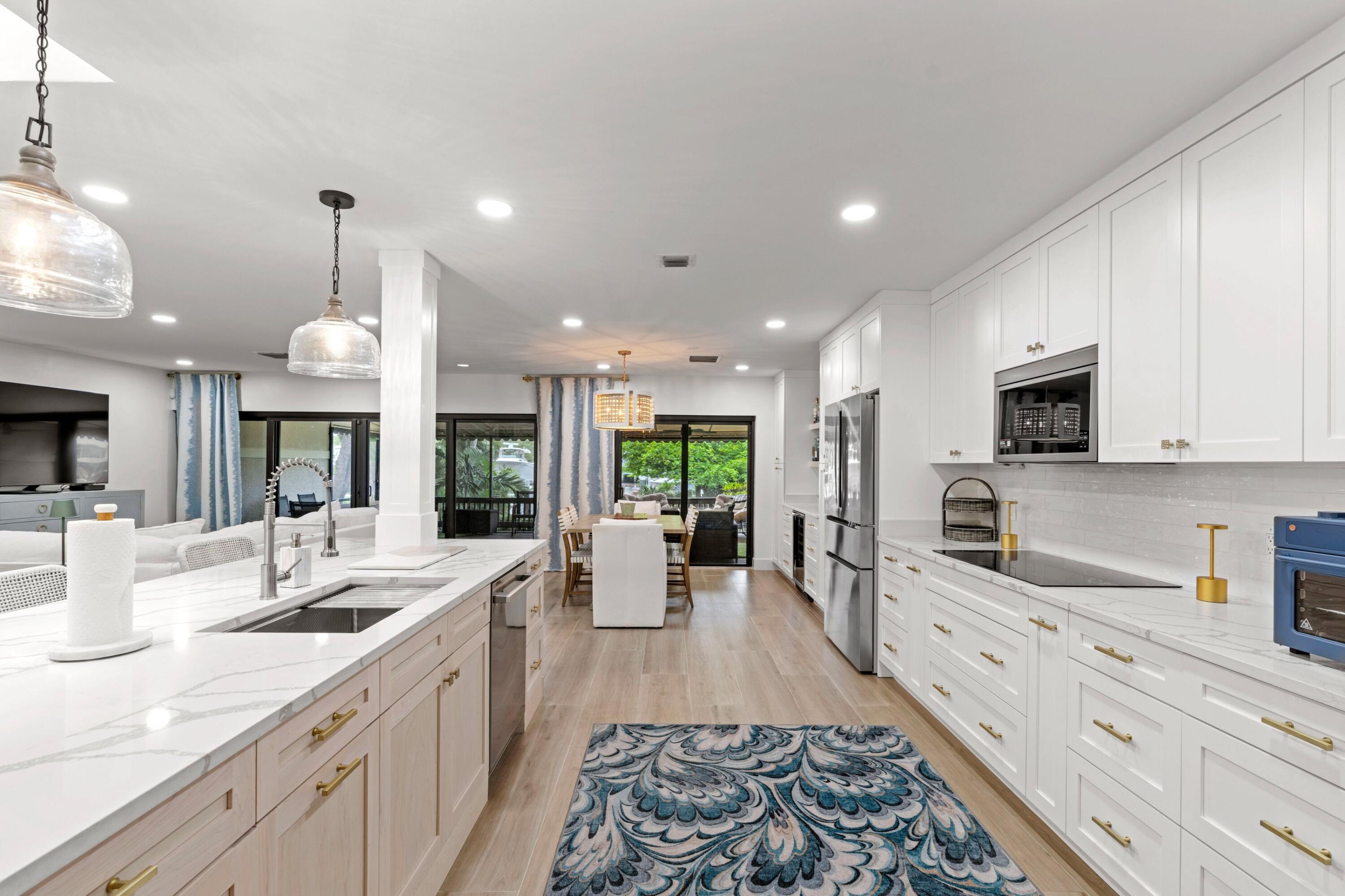 5552 North Ocean Boulevard, Unit 1A Ocean Ridge, FL 33435 - Photo 9 of 40 Kitchen