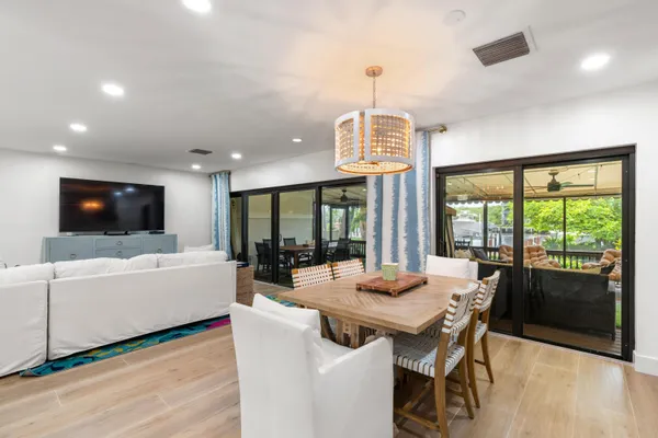 $1,900,000 | 5552 North Ocean Boulevard, Unit 1A, Ocean Ridge, FL 33435