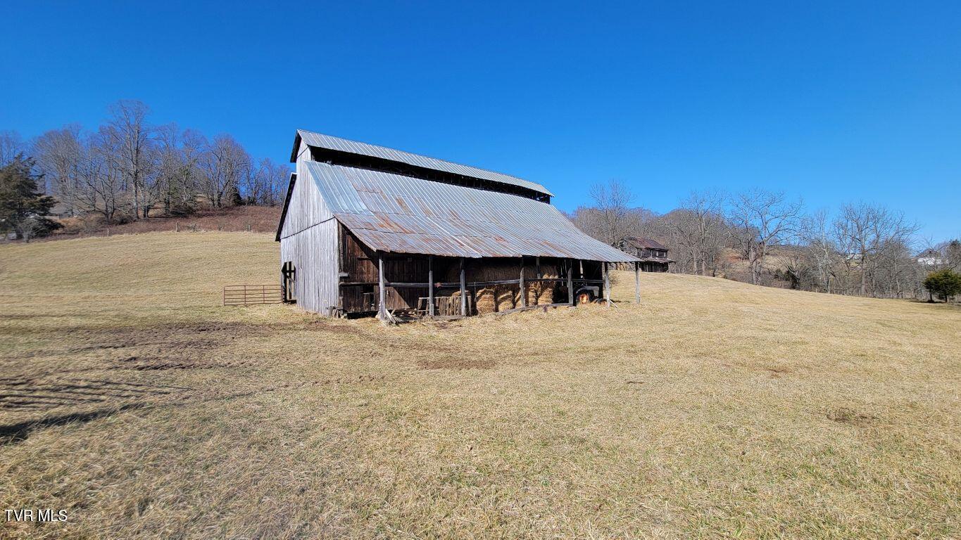 26537 Rich Valley Road, Unit 2 & 4 Abingdon, VA 24210 - Photo 14 of 21 14