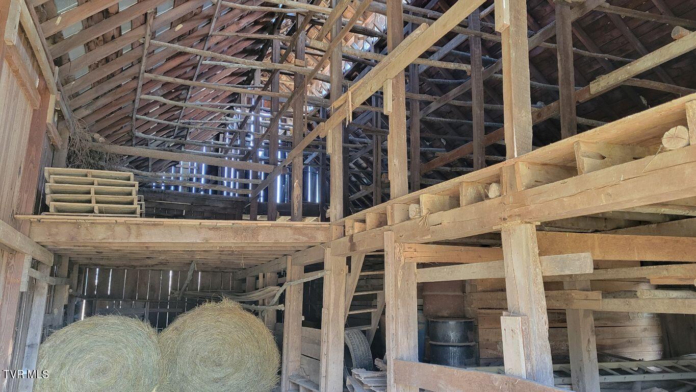 26537 Rich Valley Road, Unit 2 & 4 Abingdon, VA 24210 - Photo 16 of 21 16