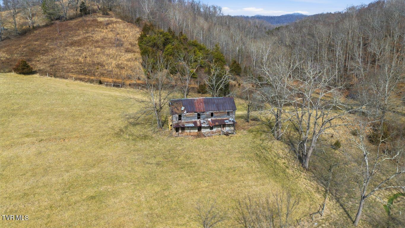 26537 Rich Valley Road, Unit 2 & 4 Abingdon, VA 24210 - Photo 27 of 27 New 29