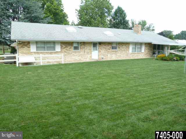 1240 Ruxton Road York, PA 17403 - Photo 14 of 18 Gallery Image 14