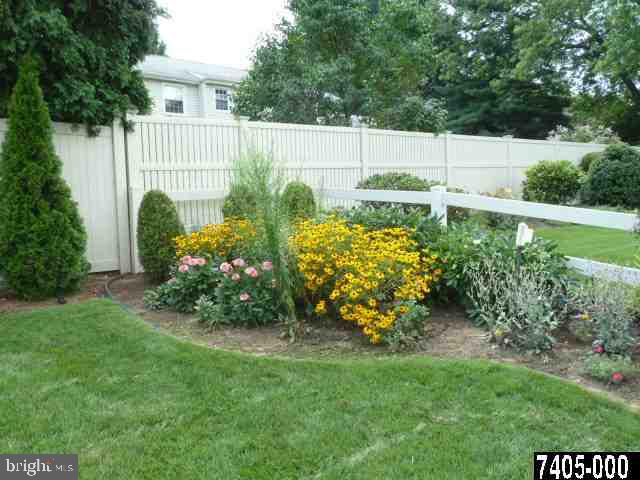 1240 Ruxton Road York, PA 17403 - Photo 15 of 18 Gallery Image 15