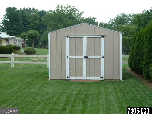 1240 Ruxton Road York, PA 17403 - Photo 16 of 18 Gallery Image 16