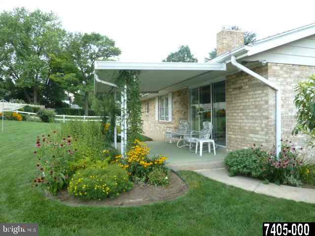 1240 Ruxton Road York, PA 17403 - Photo 17 of 18 Gallery Image 17