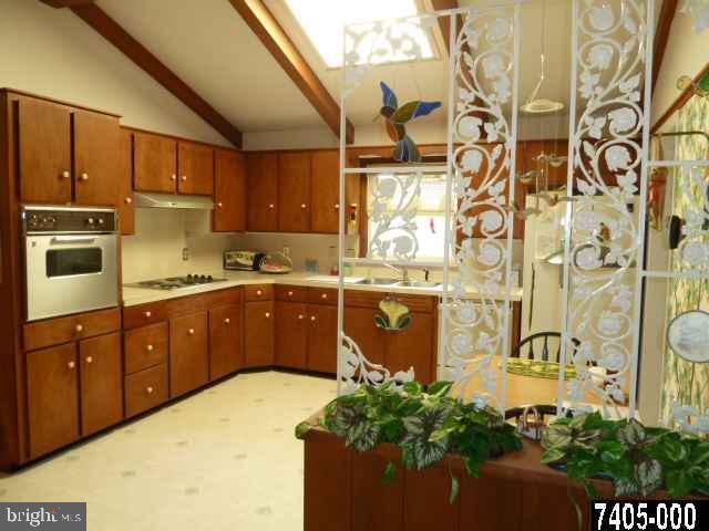 1240 Ruxton Road York, PA 17403 - Photo 5 of 18 Gallery Image 5