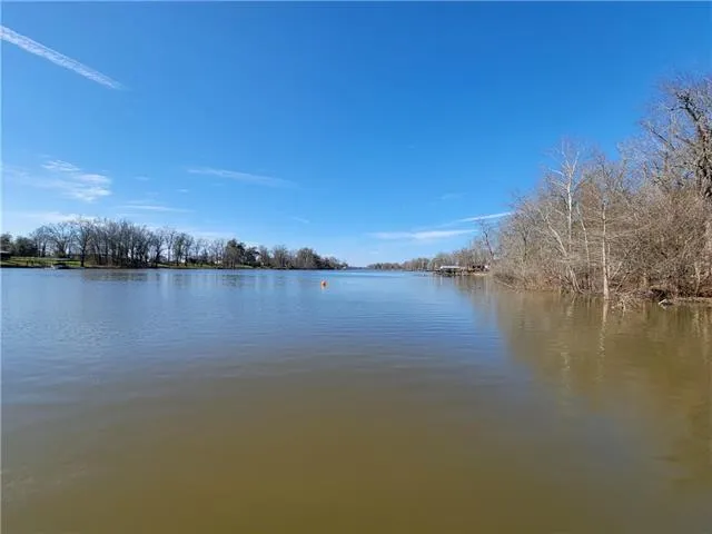 $379,900 | 164 Pecanty Road, Jonesville, LA 71343