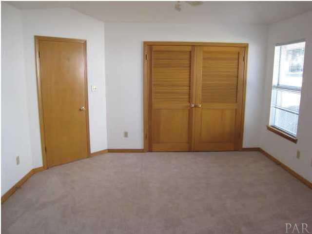 3204 Copper Ridge Circle Cantonment, FL 32533 - Photo 10 of 13 Gallery Image 10
