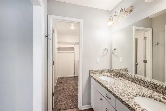 $415,000 | 705 Poplar Circle, Belton, MO 64012