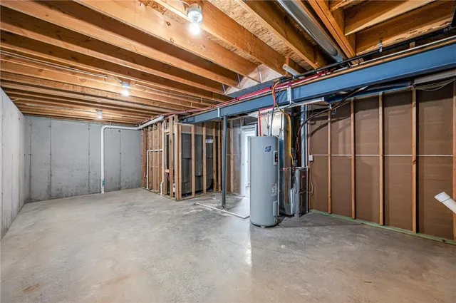 $415,000 | 705 Poplar Circle, Belton, MO 64012