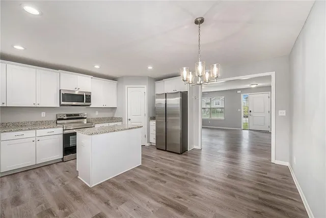 $415,000 | 705 Poplar Circle, Belton, MO 64012