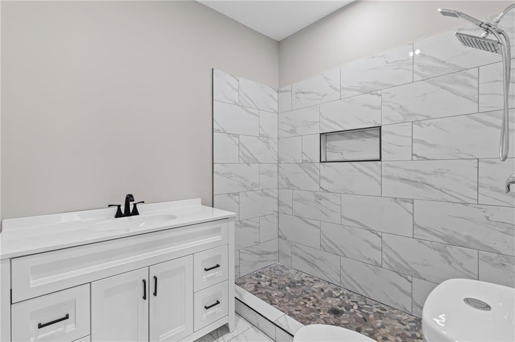 599 Daniel Avenue Decatur, GA 30032 - Photo 12 of 17