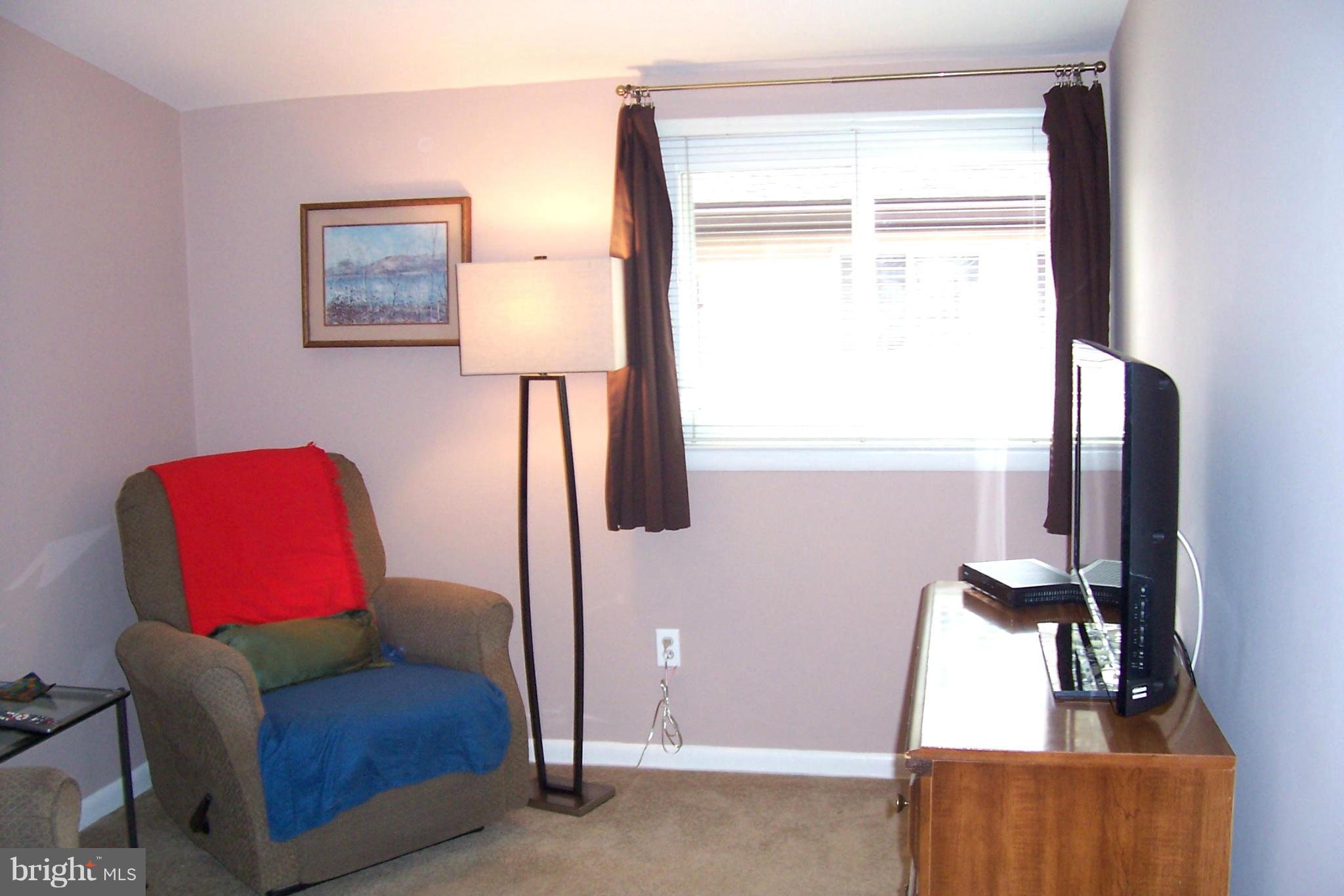11512 Lockhart Place Silver Spring, MD 20902 - Photo 19 of 23 Bedroom/den