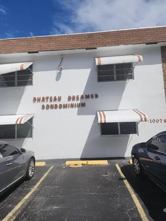 $1,500 | 1007 North 19th Avenue, Unit 4, Hollywood, FL 33020