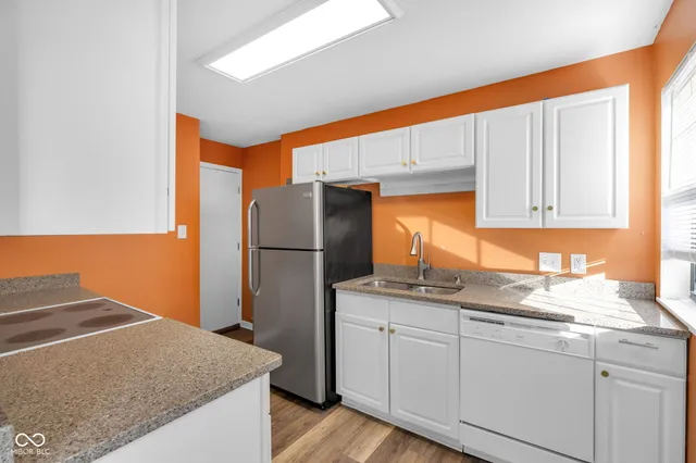 $205,000 | 530 Sutherland Avenue, Unit A, Indianapolis, IN 46205