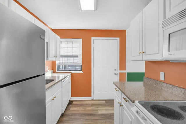 $205,000 | 530 Sutherland Avenue, Unit A, Indianapolis, IN 46205