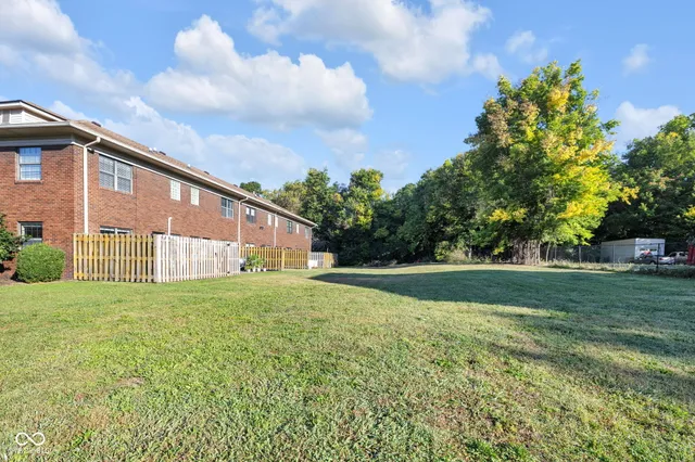 $205,000 | 530 Sutherland Avenue, Unit A, Indianapolis, IN 46205