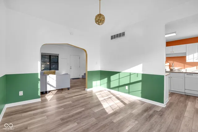 $205,000 | 530 Sutherland Avenue, Unit A, Indianapolis, IN 46205