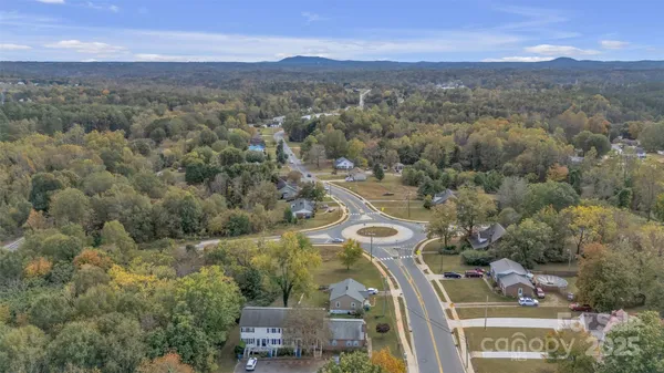 $165,500 | 62 Duke Street, Unit 3, Granite Falls, NC 28630