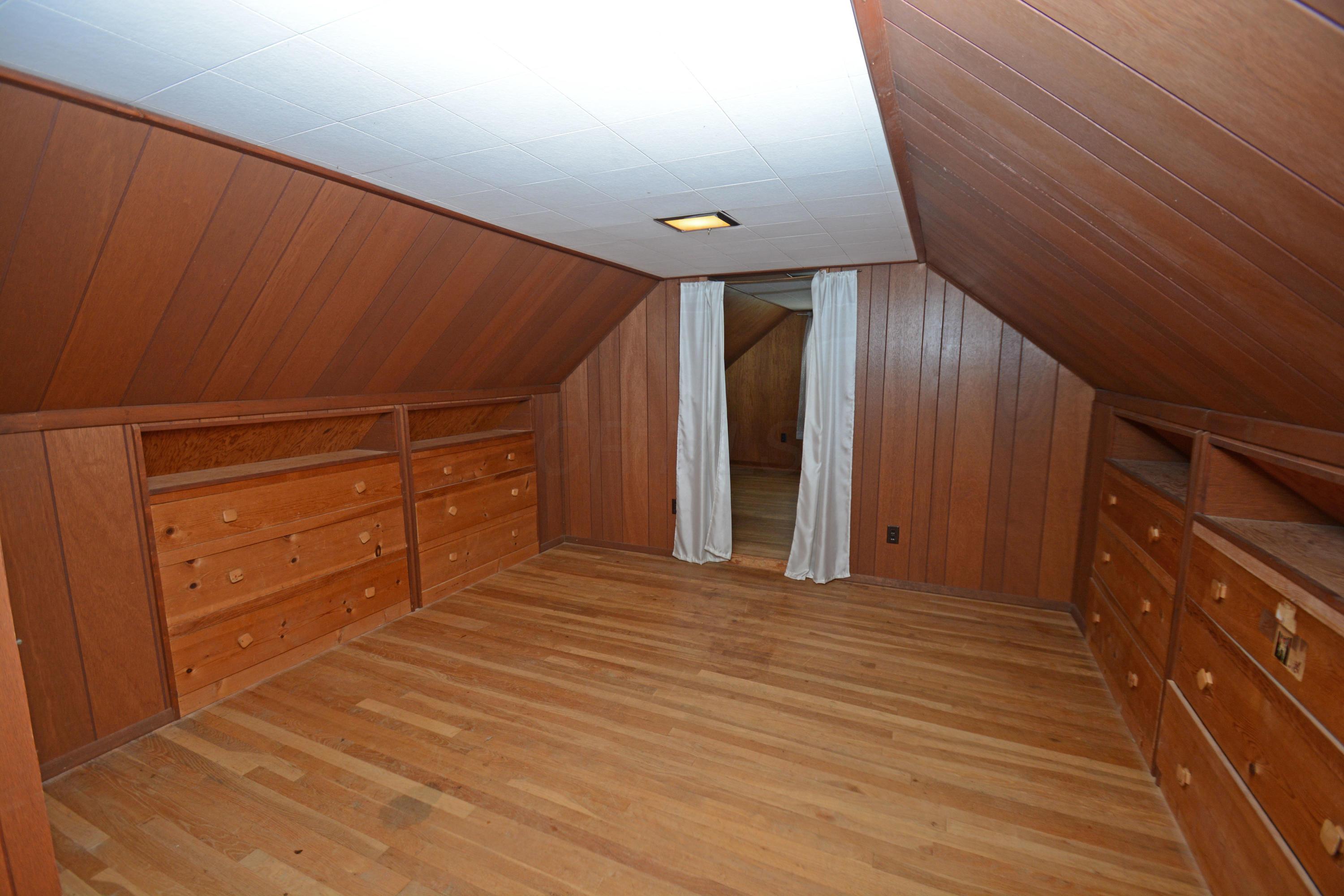 3382 Maize Road Columbus, OH 43224 - Photo 13 of 25 Gallery Image 13