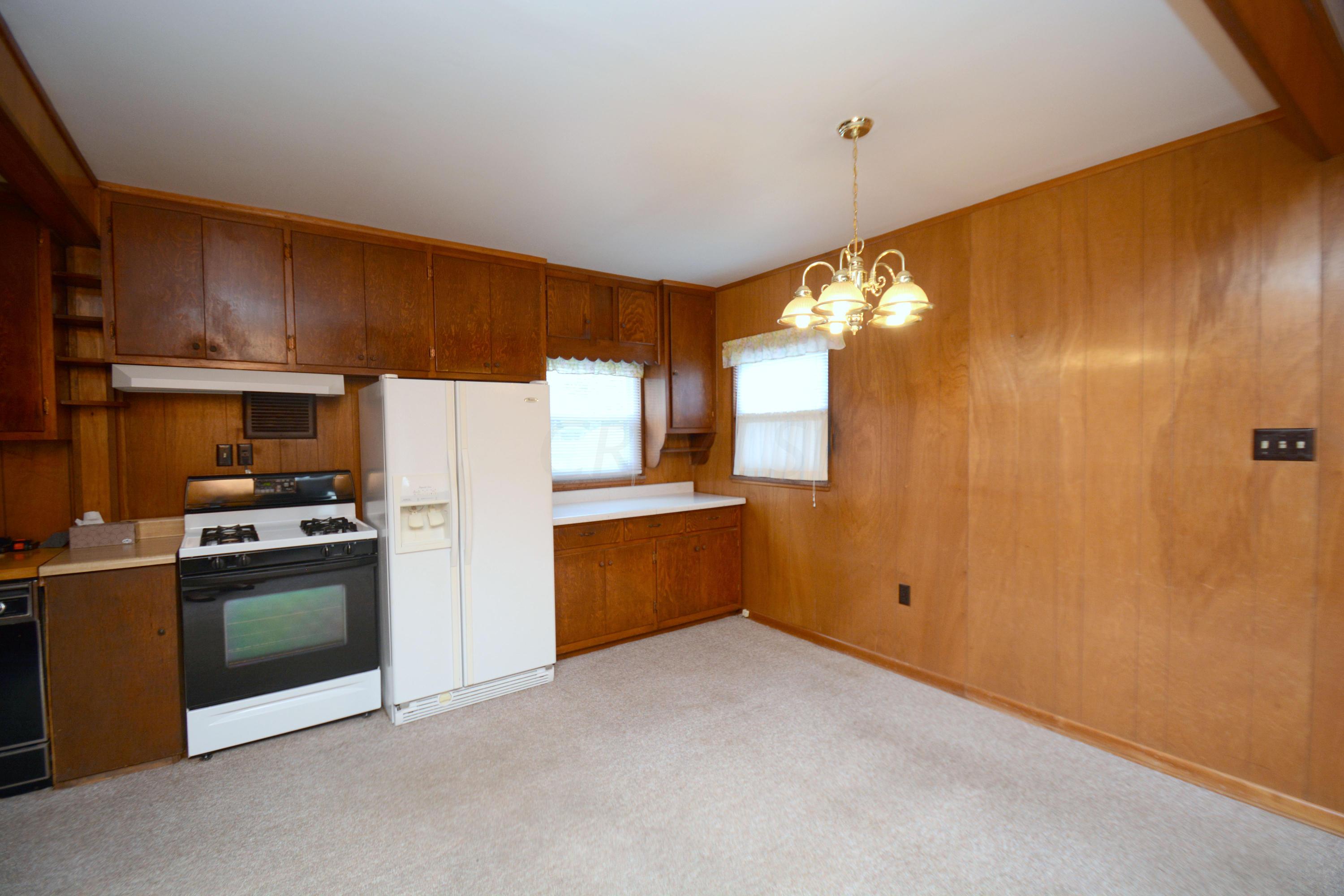 3382 Maize Road Columbus, OH 43224 - Photo 5 of 25 Gallery Image 5