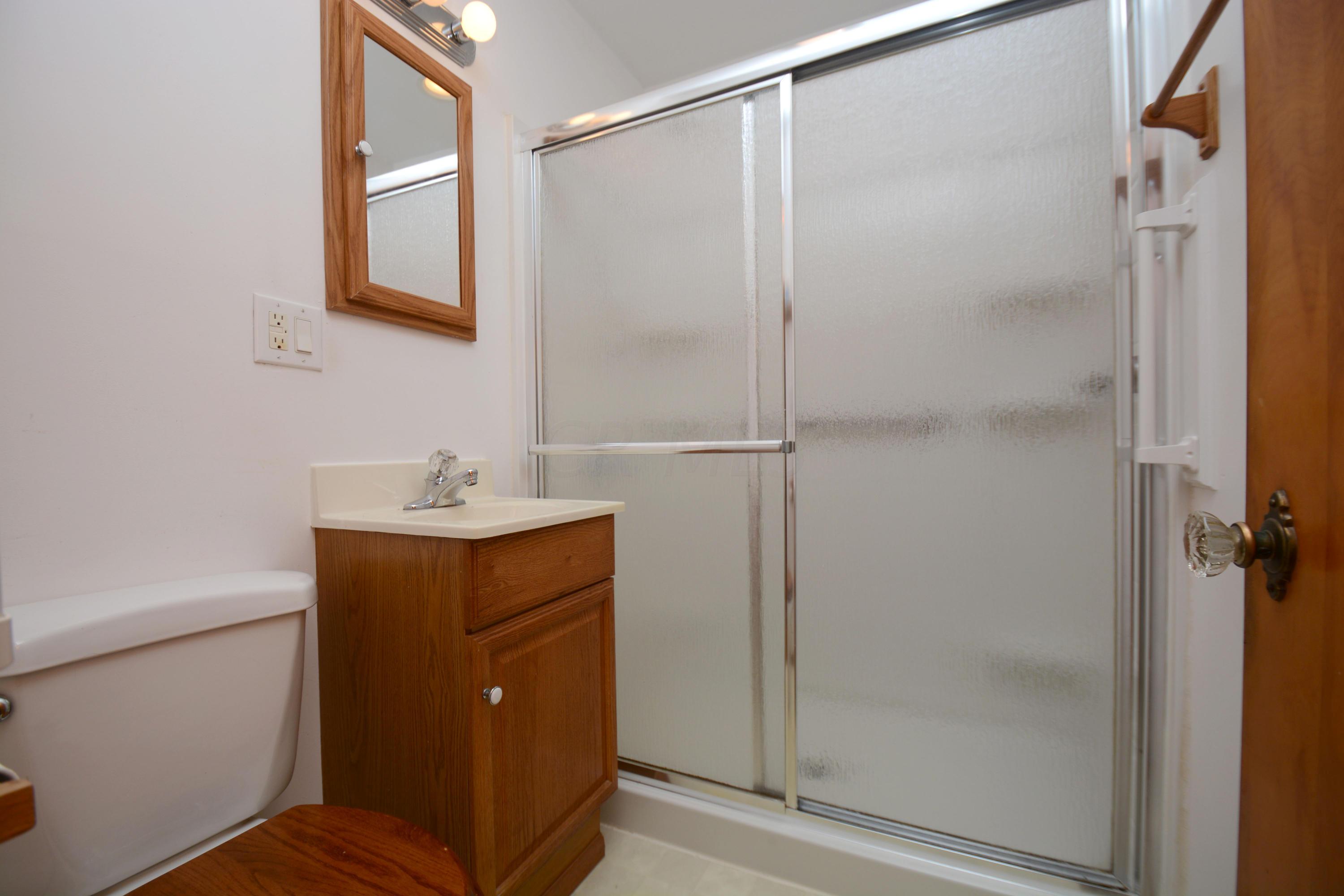 3382 Maize Road Columbus, OH 43224 - Photo 8 of 25 Gallery Image 8