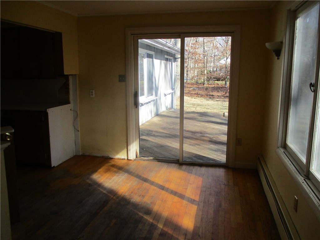 151 Dendron Road South Kingstown, RI 02879 - Photo 6 of 22