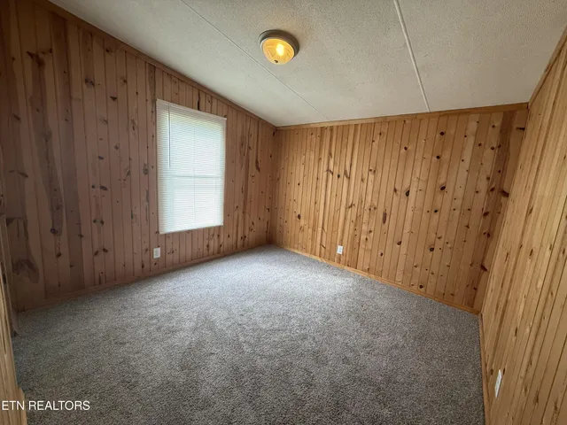 $169,900 | 152 Woodlawn Drive, Jamestown, TN 38556