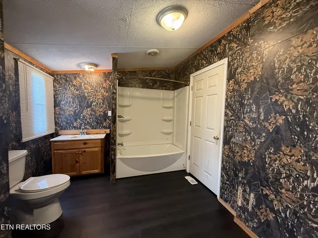 $169,900 | 152 Woodlawn Drive, Jamestown, TN 38556