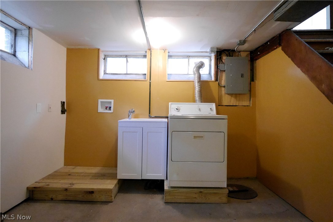 20950 Eaton Road Cleveland, OH 44126 - Photo 29 of 35