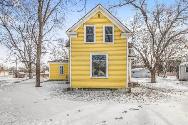$135,000 | 407 11th Street, Kerkhoven, MN 56252