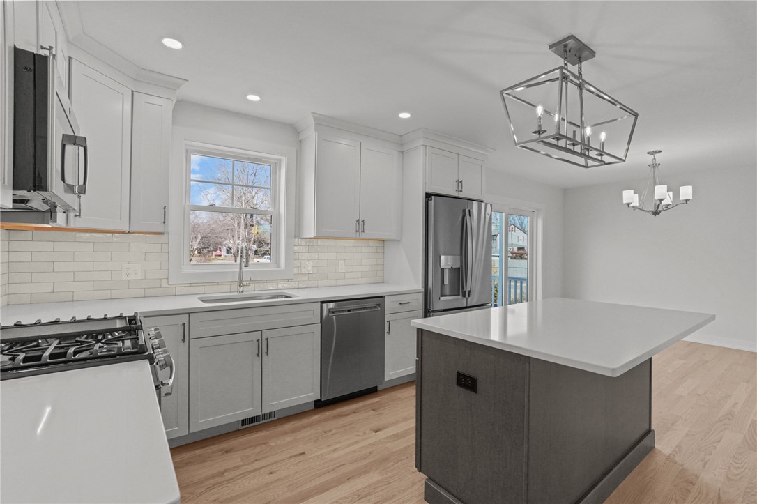 5 Red Maple Lane Warwick, RI 02886 - Photo 7 of 35 Gallery Image 7