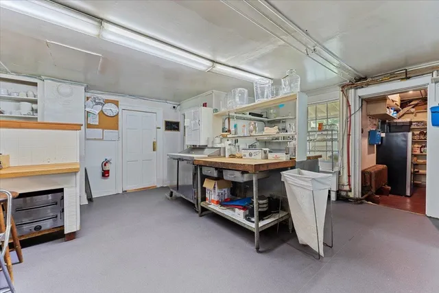 $1,745,000 | 3888-3904 Vermont Rte 7a, Arlington, VT 05250