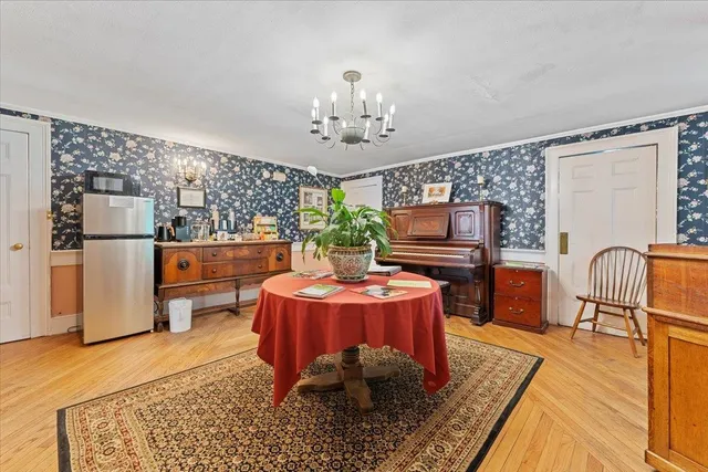 $1,745,000 | 3888-3904 Vermont Rte 7a, Arlington, VT 05250