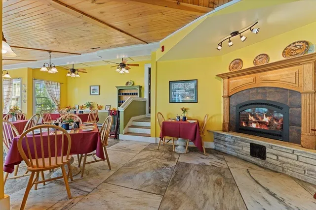 $1,745,000 | 3888-3904 Vermont Rte 7a, Arlington, VT 05250