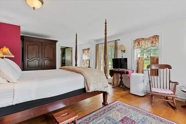 $1,745,000 | 3888-3904 Vermont Rte 7a, Arlington, VT 05250