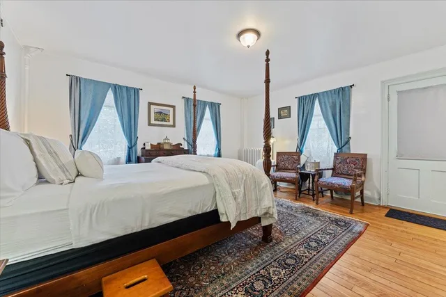 $1,745,000 | 3888-3904 Vermont Rte 7a, Arlington, VT 05250