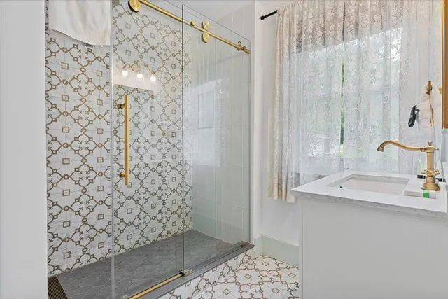 $1,745,000 | 3888-3904 Vermont Rte 7a, Arlington, VT 05250