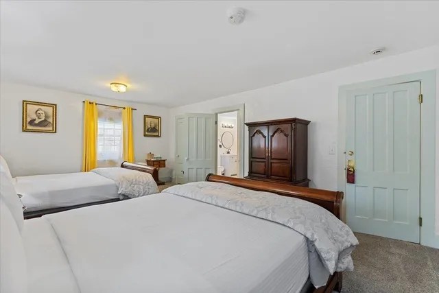 $1,745,000 | 3888-3904 Vermont Rte 7a, Arlington, VT 05250