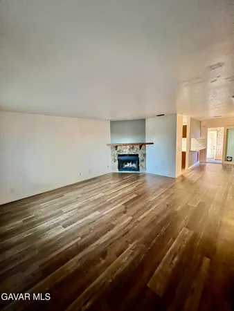 $315,000 | 43673 Park Avenue, Lancaster, CA 93534