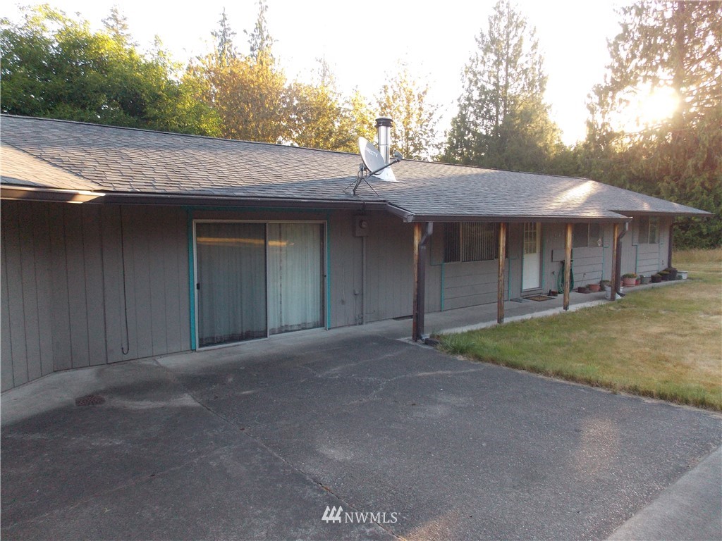15247 Runyon Road Southeast Rainier, WA 98576 - Photo 22 of 25