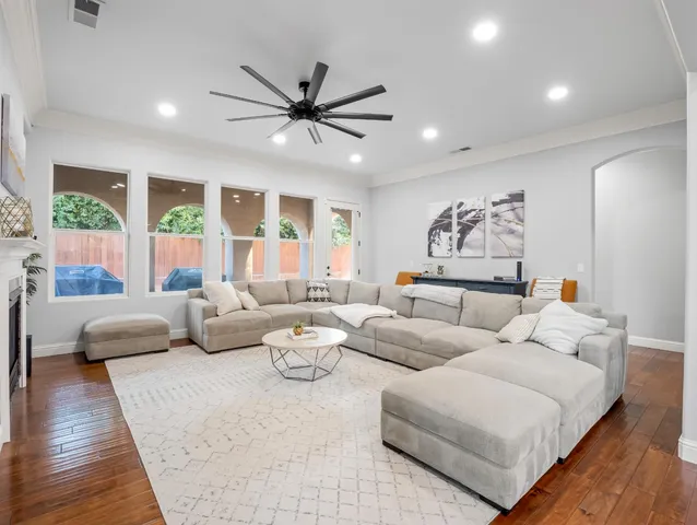 $1,095,000 | 1152 Lester Avenue, Clovis, CA 93619