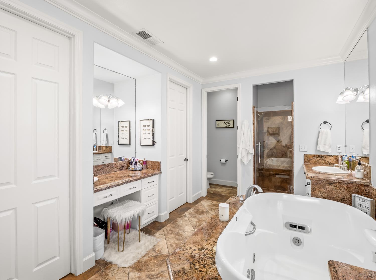 1152 Lester Avenue Clovis, CA 93619 - Photo 47 of 68