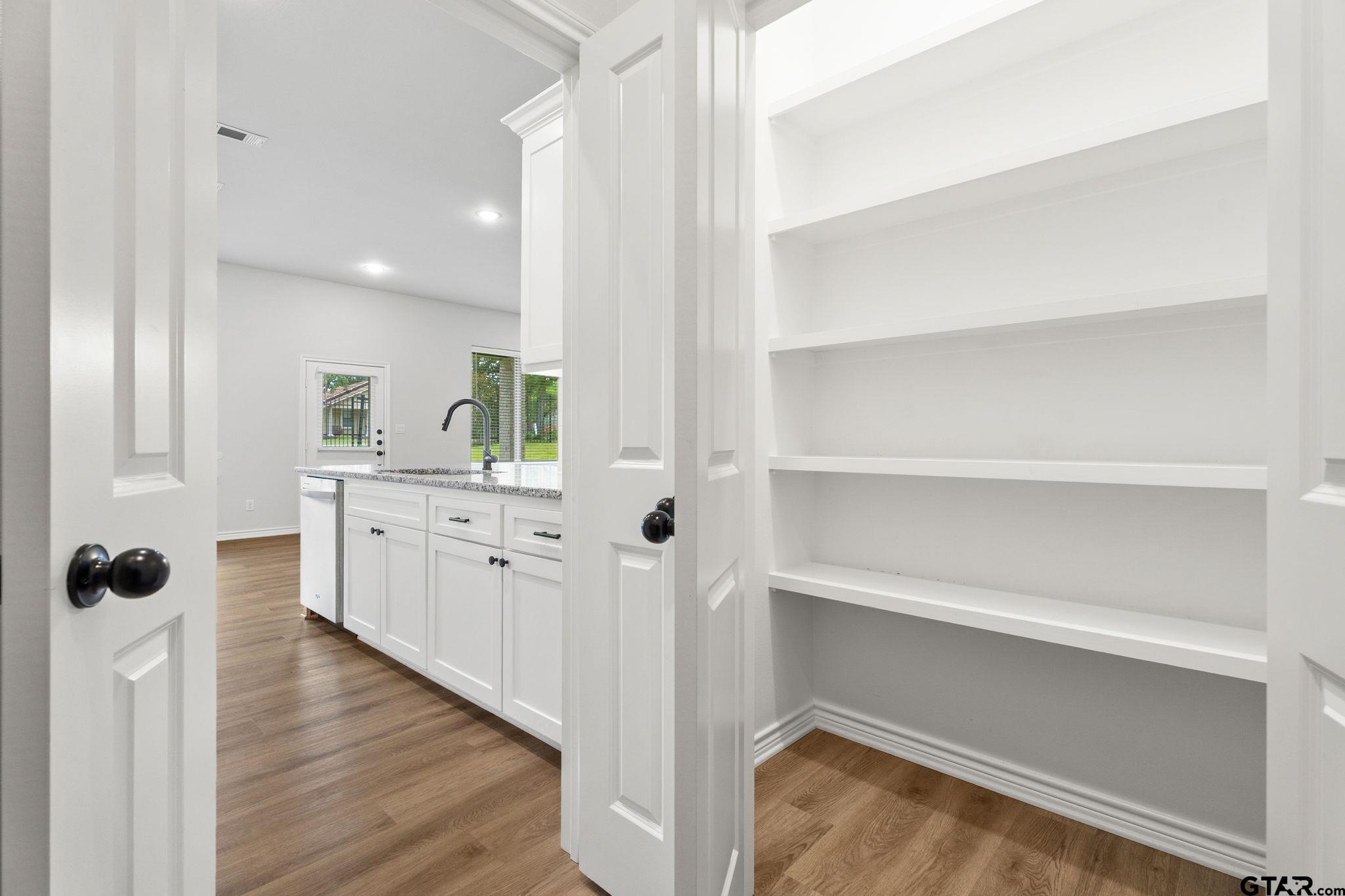 2303 Flint River Road Tyler, TX 75703 - Photo 11 of 34