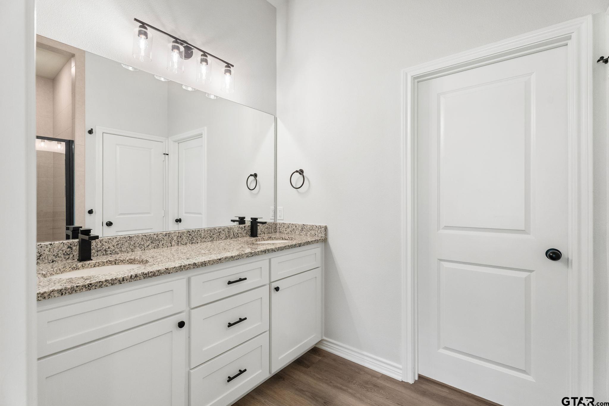 2303 Flint River Road Tyler, TX 75703 - Photo 15 of 34